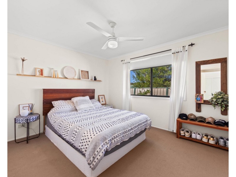 2/8 Musical Court, Oxenford QLD 4210