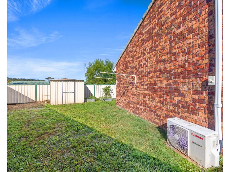 2/8 Musical Court, Oxenford QLD 4210