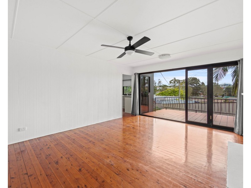 1 Sibyl Street, Southport QLD 4215