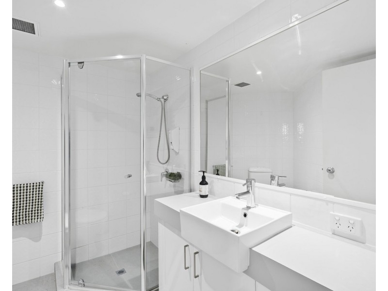 604/4-10 Douglas Street, Coolangatta QLD 4225