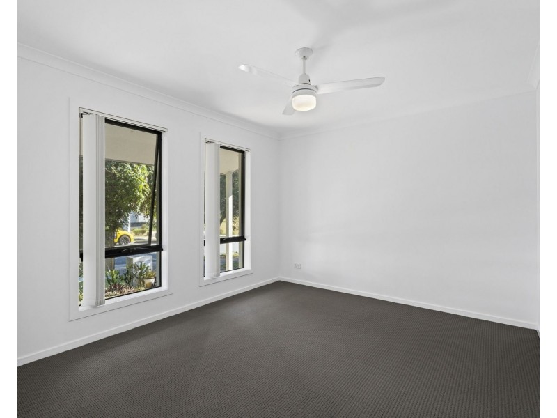 18 Cox Road, Pimpama QLD 4209