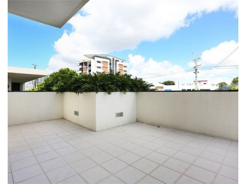 31/171 Scarborough Street, Southport QLD 4215