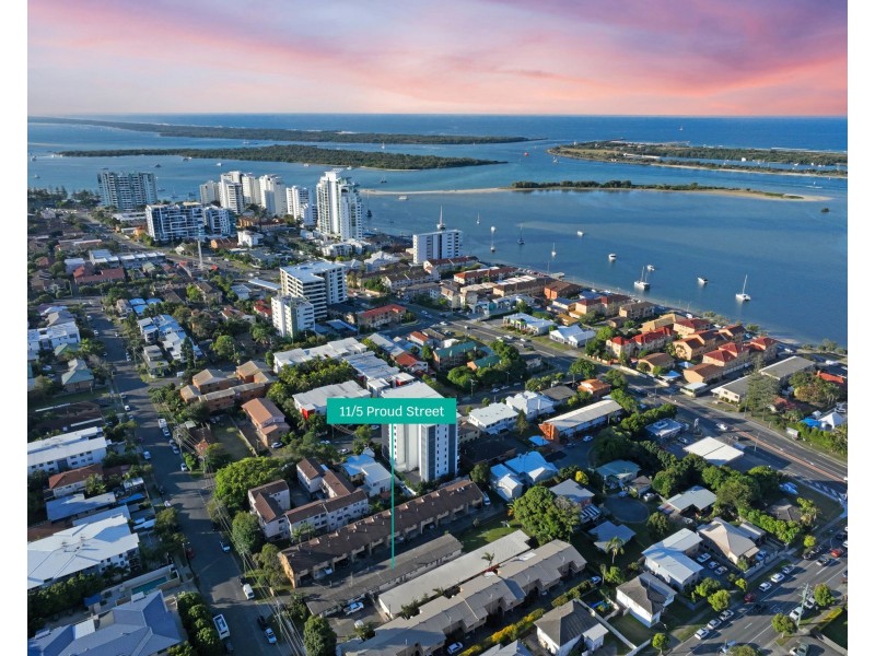11/5 Proud Street, Labrador QLD 4215