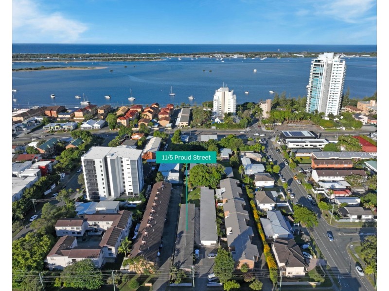 11/5 Proud Street, Labrador QLD 4215