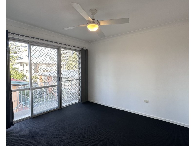 5/13 Surf Parade, Broadbeach QLD 4218