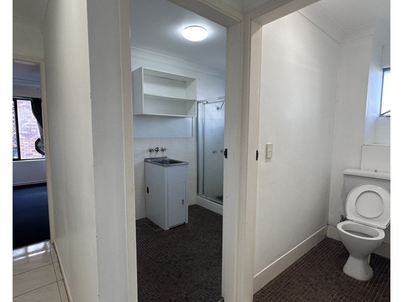 5/13 Surf Parade, Broadbeach QLD 4218