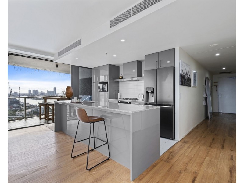 1801/4 Wahroonga Place, Surfers Paradise QLD 4217