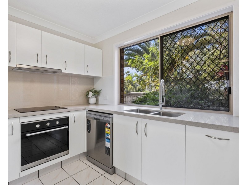4/52 Whitby Street, Southport QLD 4215