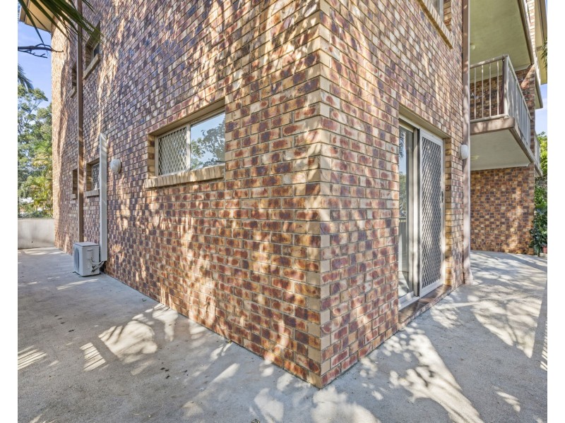 4/52 Whitby Street, Southport QLD 4215