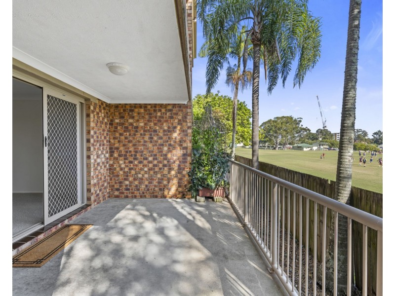 4/52 Whitby Street, Southport QLD 4215