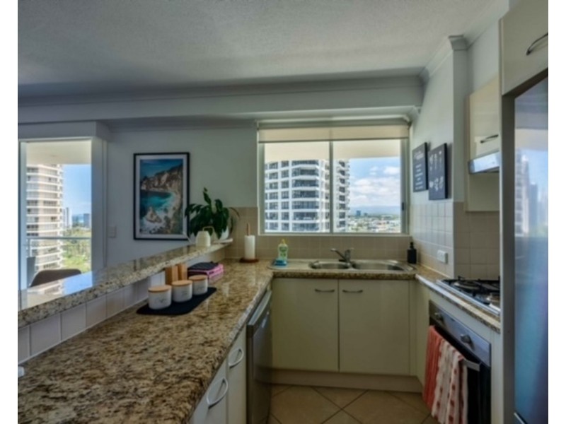 64/15 Breaker Street, Main Beach QLD 4217