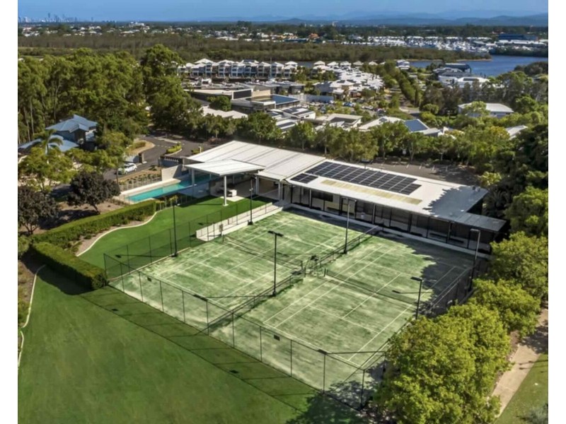 11 Pendragon Drive, Coomera Waters QLD 4209