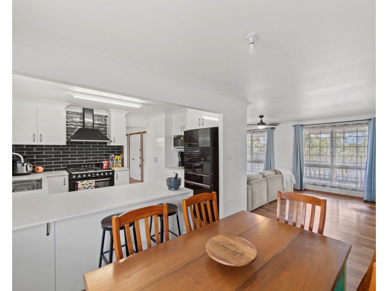 58 Loganlea Road, Loganlea QLD 4131