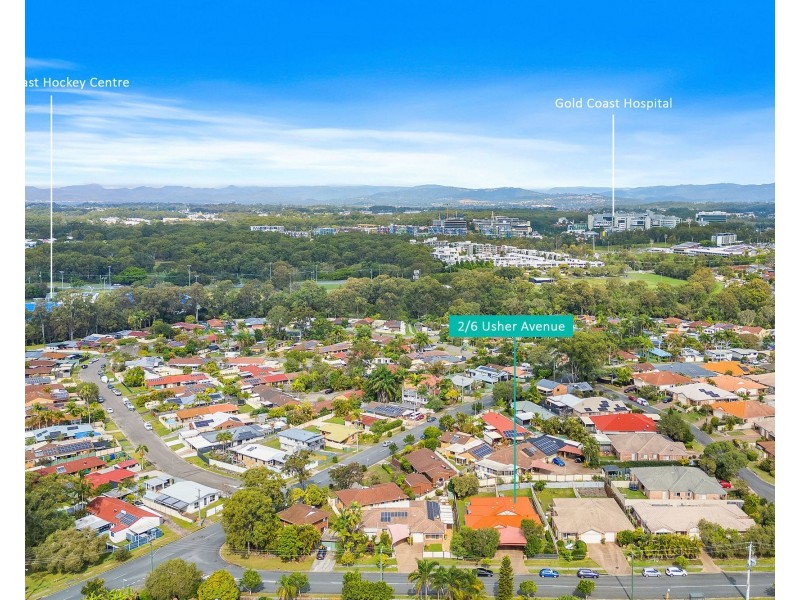 2/6 Usher Avenue, Labrador QLD 4215