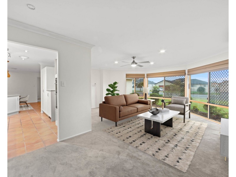 69 Monterey Keys Drive, Helensvale QLD 4212