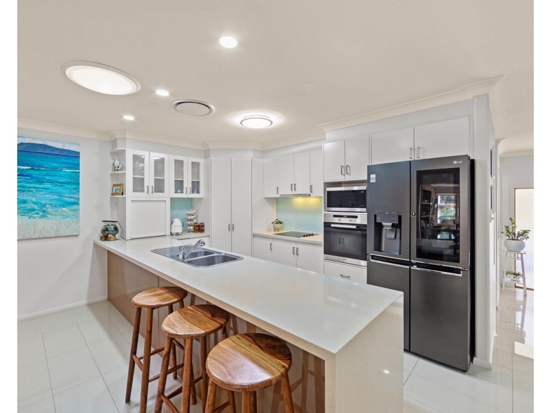 37 Callicarpa Street, Reedy Creek QLD 4227