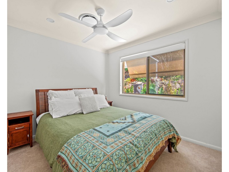 37 Callicarpa Street, Reedy Creek QLD 4227