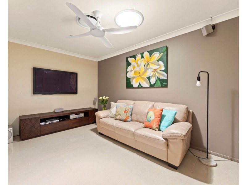 37 Callicarpa Street, Reedy Creek QLD 4227