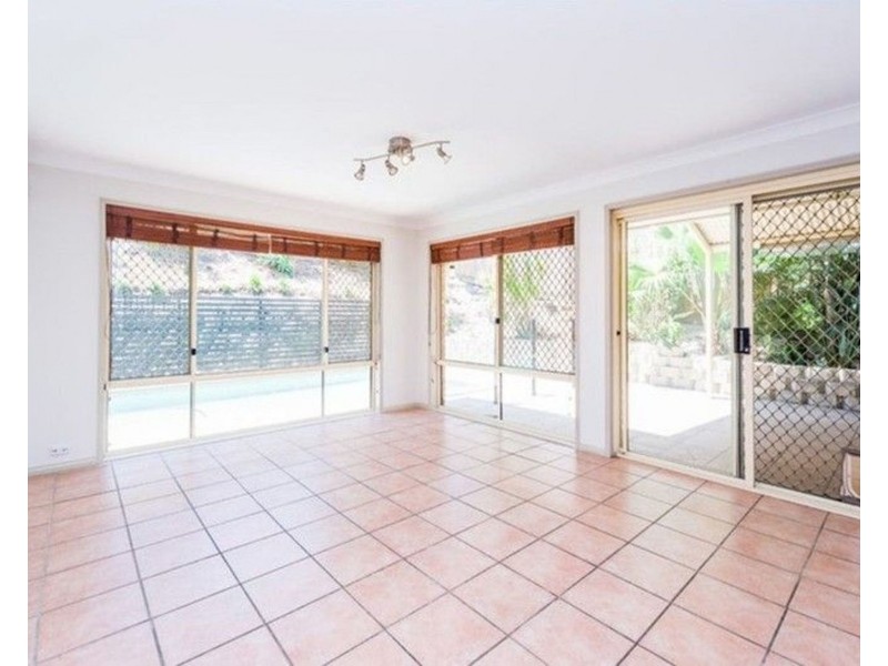 27 Alcott Road, Parkwood QLD 4214