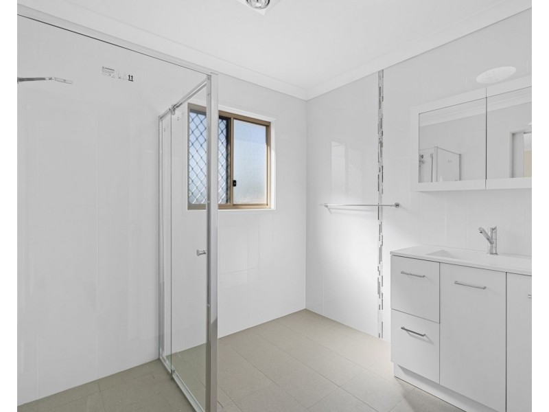 117/170 Central Street, Labrador QLD 4215