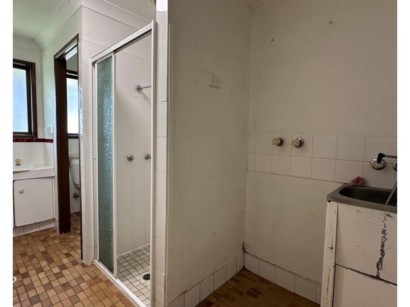 4/111 Sunshine Boulevard, Mermaid Waters QLD 4218