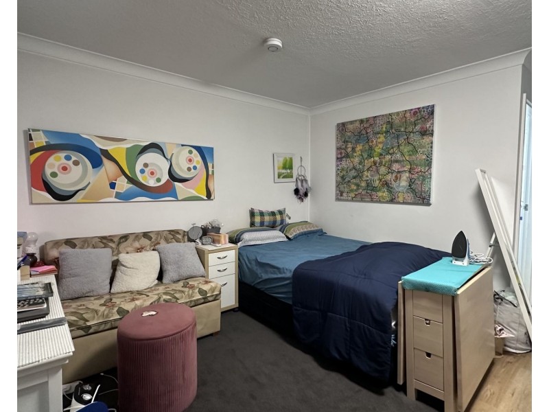 105/132 Marine Parade, Southport QLD 4215