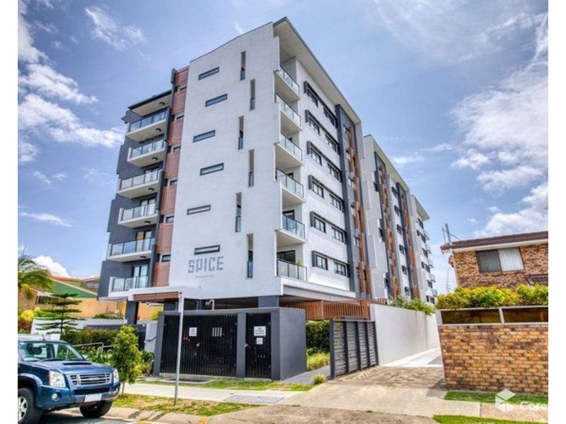 208/9 Hooker Boulevard, Broadbeach Waters QLD 4218