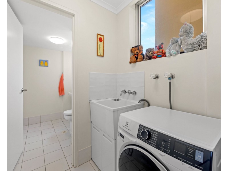 6/3303 Surfers Paradise Boulevard, Surfers Paradise QLD 4217