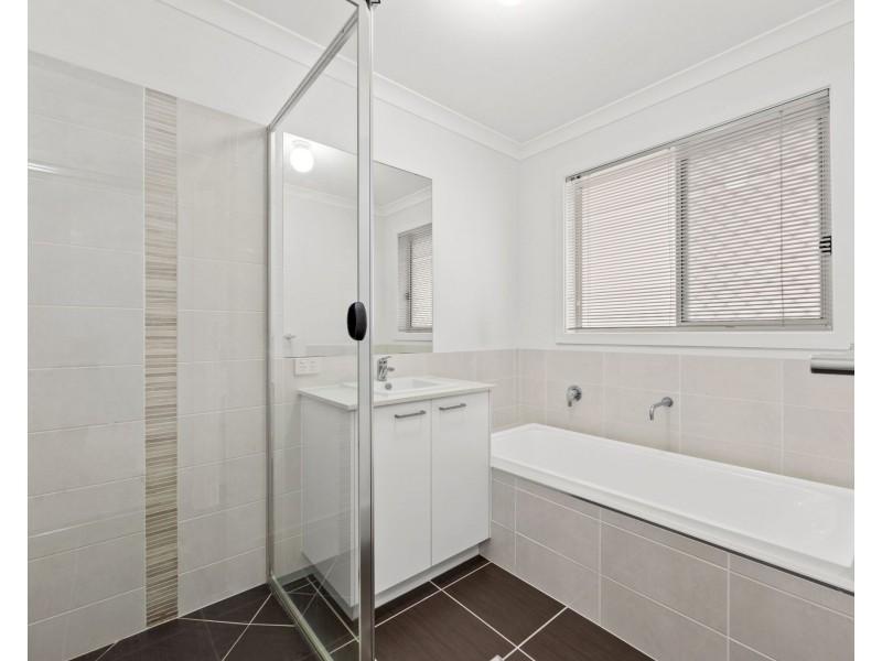 1 Darcey Street, Pimpama QLD 4209