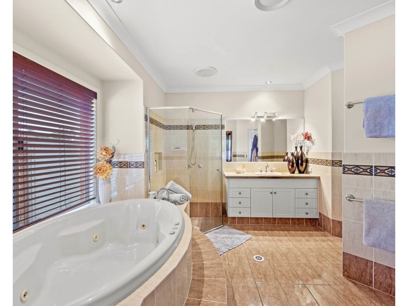 29 Callicarpa Street, Reedy Creek QLD 4227