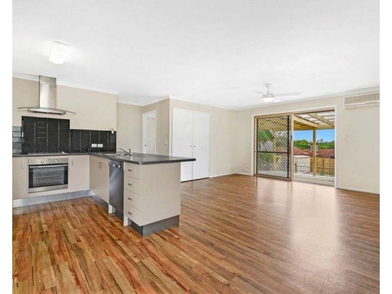 26 Mullewa Cresent, Helensvale QLD 4212