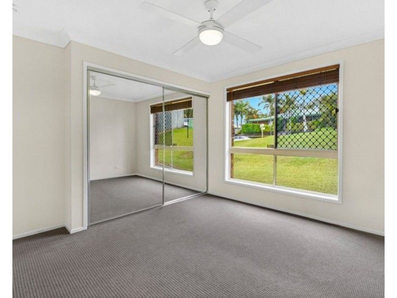 26 Mullewa Cresent, Helensvale QLD 4212