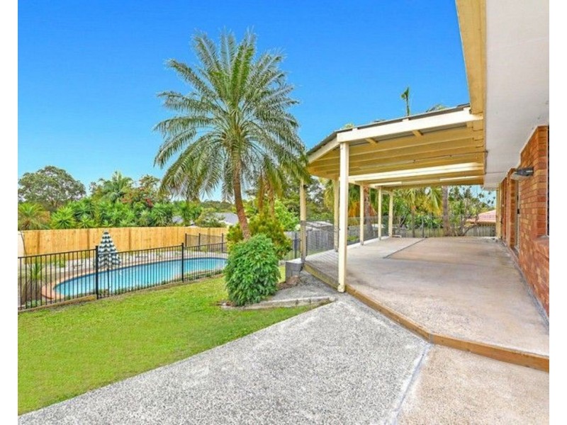 26 Mullewa Cresent, Helensvale QLD 4212