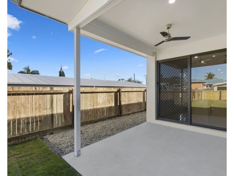 2/20A Jimmieson Avenue, Labrador QLD 4215