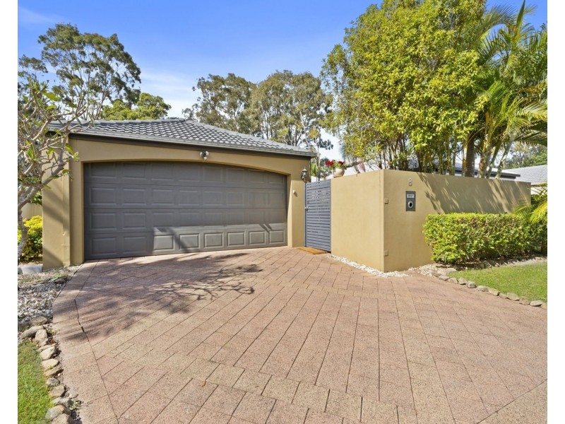 8 Tranmere Close, Robina QLD 4226