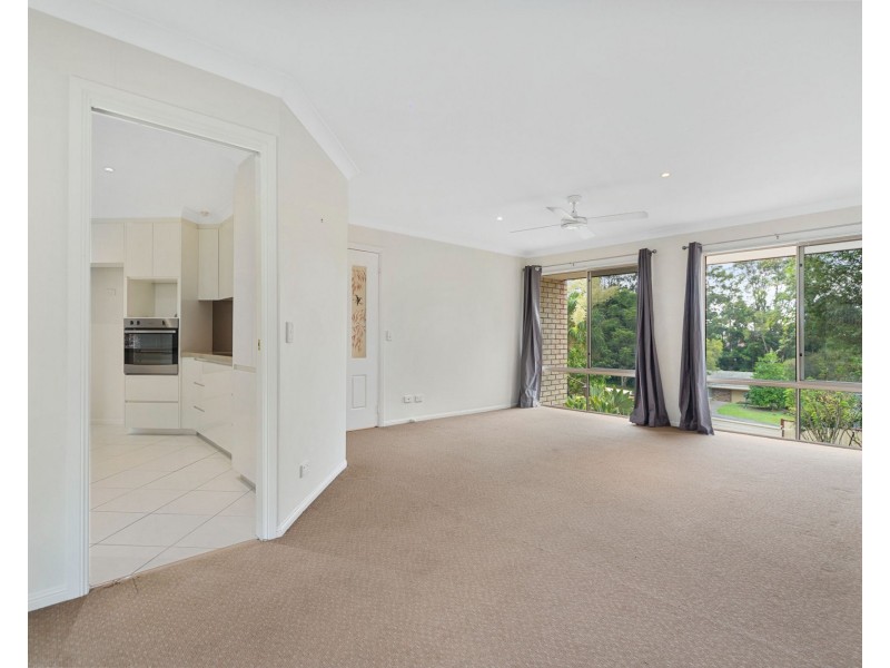 8 Coen Pl, Helensvale QLD 4212