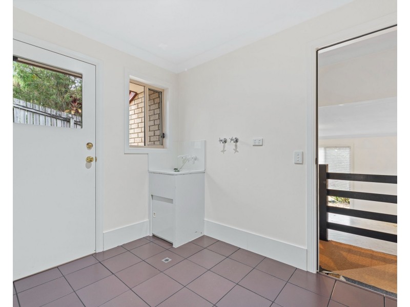 8 Coen Pl, Helensvale QLD 4212