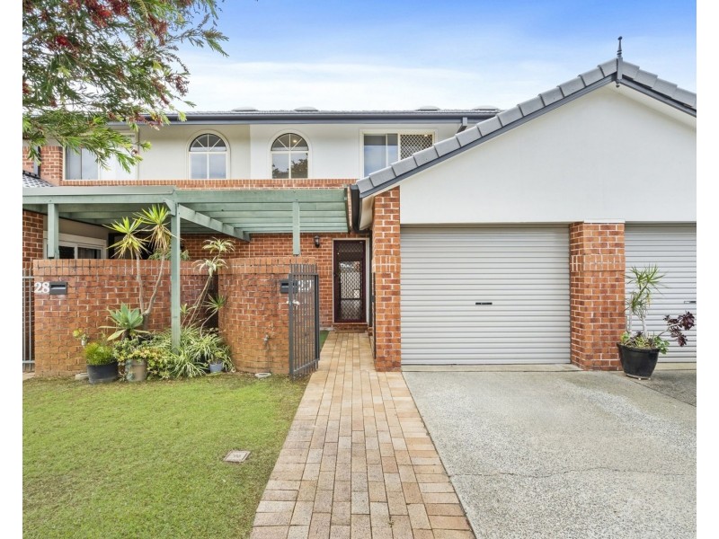 27/7-9 Santa Cruz Boulevard, Clear Island Waters QLD 4226