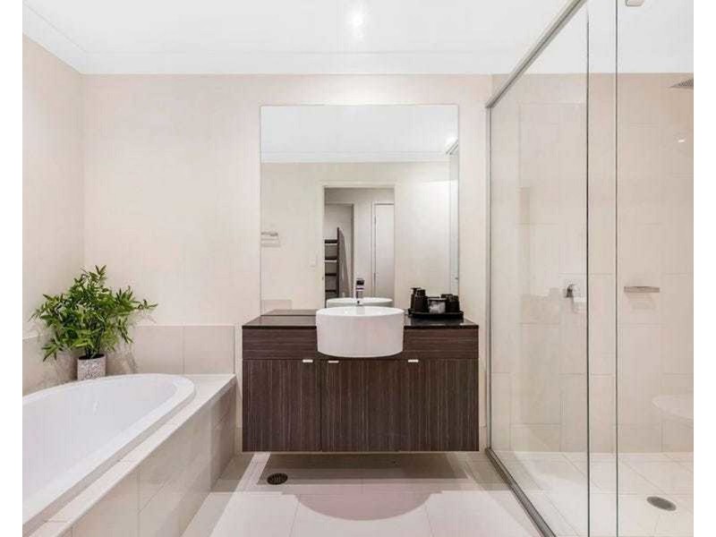 22/126 Marina Quays Boulevard, Hope Island QLD 4212
