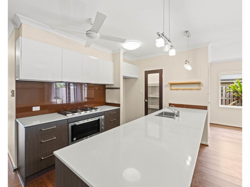 8 Dorretti Circuit, Upper Coomera QLD 4209