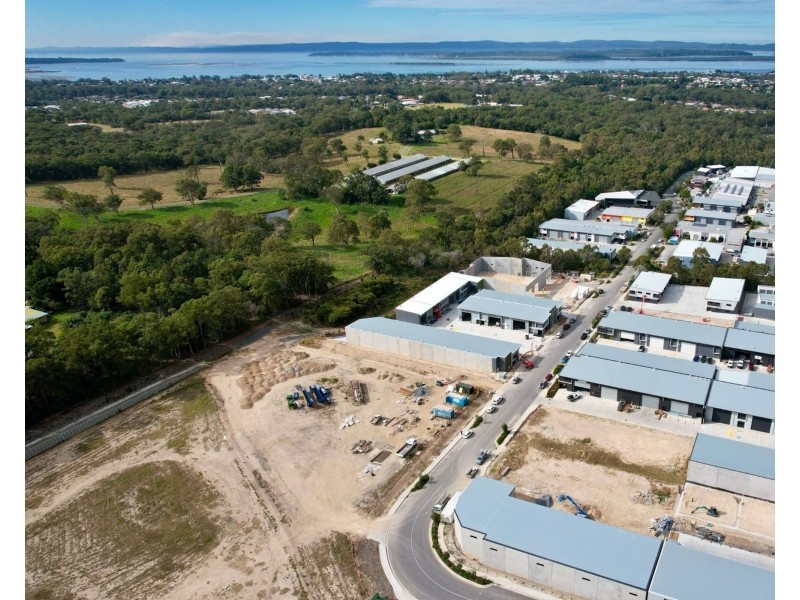 68 Jardine Drive, Redland Bay QLD 4165