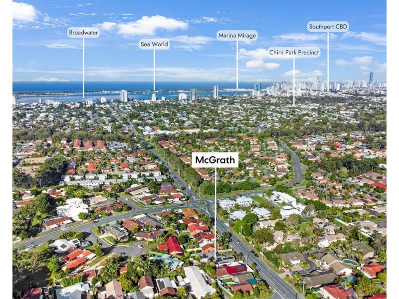 1/203 Central Street, Labrador QLD 4215