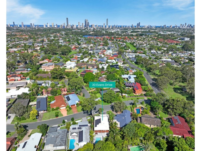 20 Evans Drive, Benowa QLD 4217