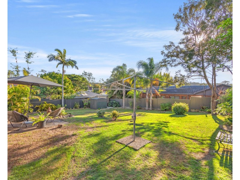 4 Ridgevale Drive, Helensvale QLD 4212