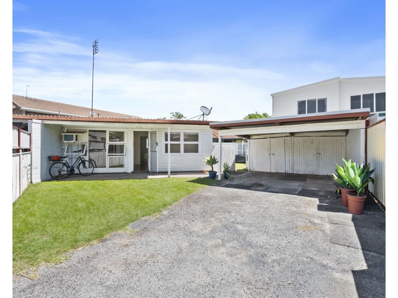 1/20B Brighton Street, Biggera Waters QLD 4216