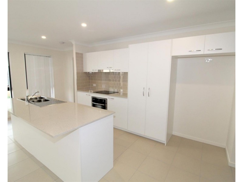 100 William Boulevard, Pimpama QLD 4209