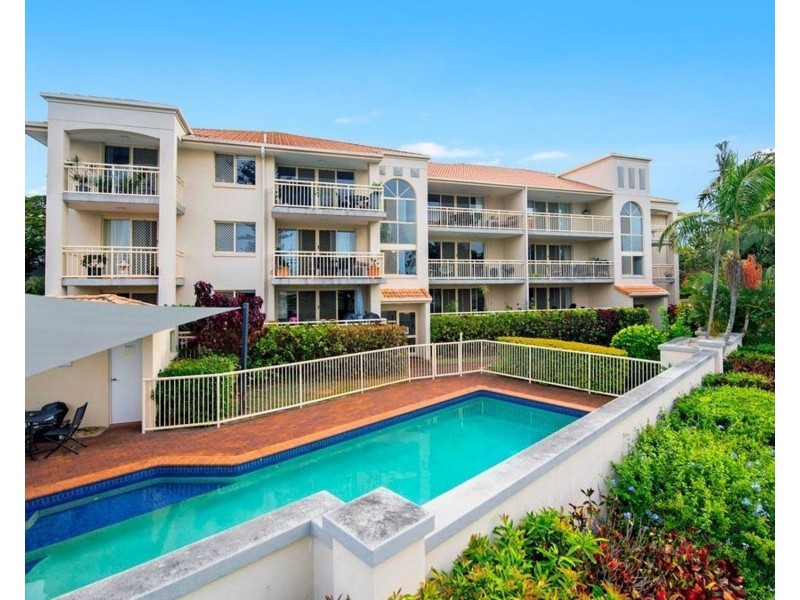 8/74-78 Thomas Drive, Surfers Paradise QLD 4217