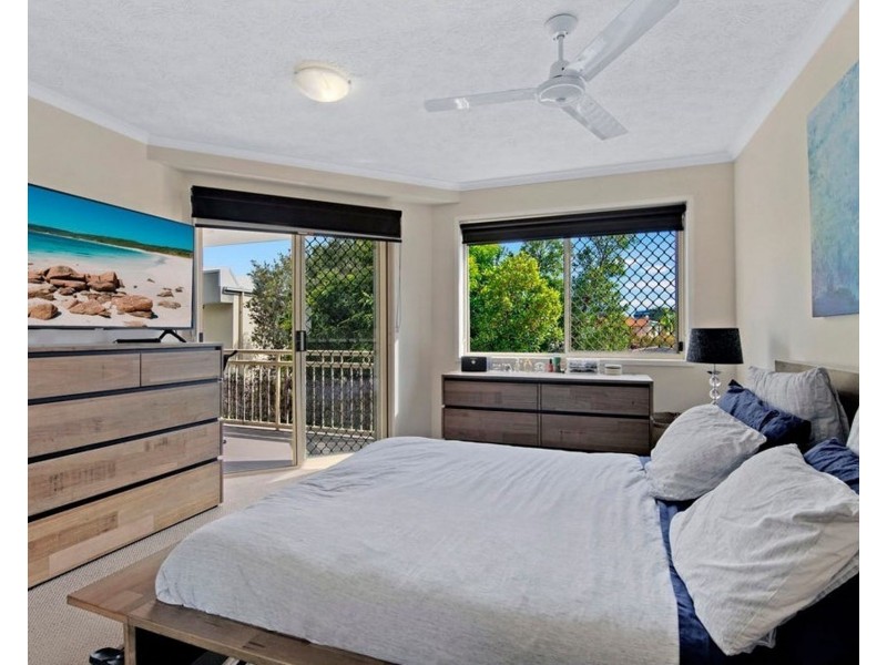 8/74-78 Thomas Drive, Surfers Paradise QLD 4217