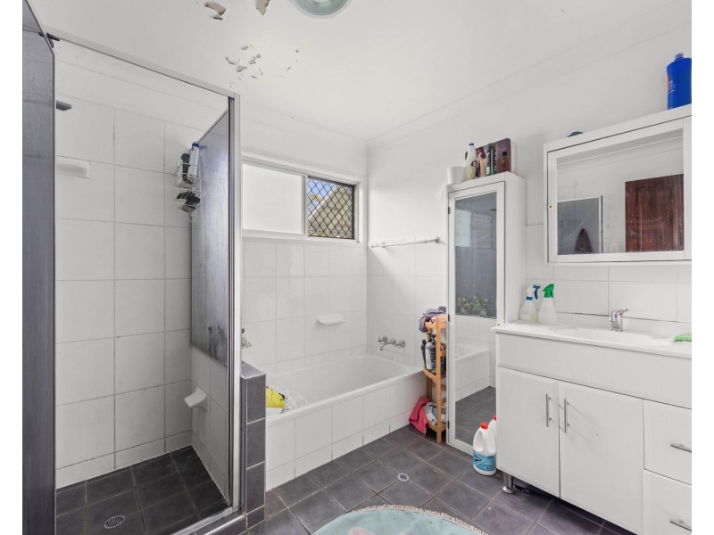 25 Beelong Street, Crestmead QLD 4132