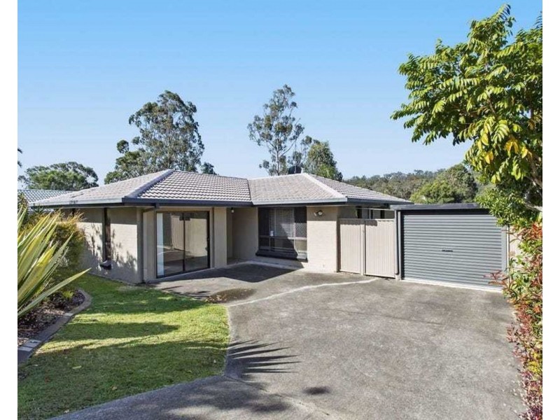 51 STUDIO DR, Oxenford QLD 4210